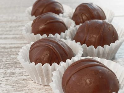 Bombones helados rellenos con dulce de leche: una receta súper fácil, fresca y deliciosa, ideal para ese antojo