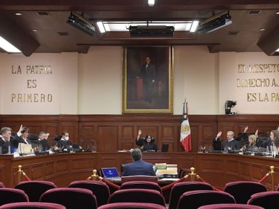 Litigios de Grupo Elektra contra el SAT podrían regresar a la Corte