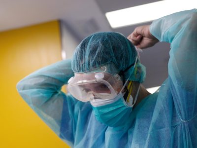 La quinta ola golpea a España: en dos semanas, se triplicaron las muertes por coronavirus