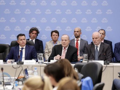 Hoy reinicia el debate de la Ley Ómnibus en Diputados