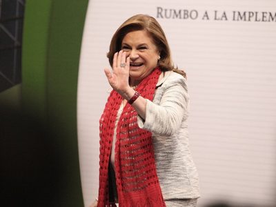 Arely Gómez, titular de la PGR de Peña Nieto, releva a funcionario despedido en la ASF