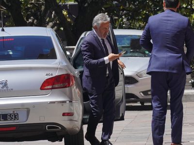La impactante caída de Cornejo en el ránking de gobernadores