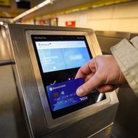 Desde hoy comienza a operar el sistema multipago en el subte