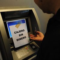 Advierten que puede faltar efectivo en los cajeros de Neuquén