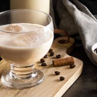 El Baileys vale fortuna, pero mirá cómo hacerlo casero con pocos ingredientes y disfrutá de su buen sabor