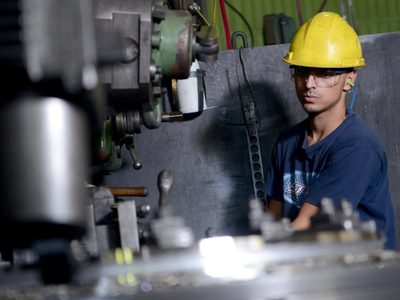 El Gobierno amplió el DNU para evitar los despidos sin justa causa en la cuarentena
