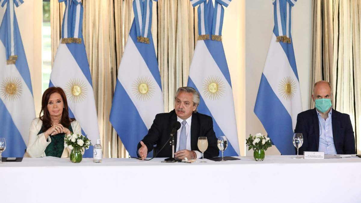 Cristina Fernández de Kirchner, Alberto Fernández y Horacio Rodríguez Larreta. Fuente: (Twitter)