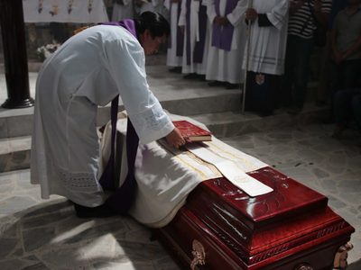 Con AMLO y Sheinbaum, 13 sacerdotes han sido asesinados