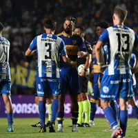 Acto de camaradería: el gesto de Boca con el plantel de Argentino de Monte Maíz tras la goleada
