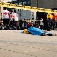 Hombre muere al caer de la cúpula del Monumento a la Revolución