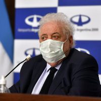 Vuelta a clases: Ginés González García adelantó que podrían abrir las escuelas en algunas provincias