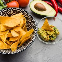 Nachos caseros de verduras: la receta para un snack saludable con pocos ingredientes