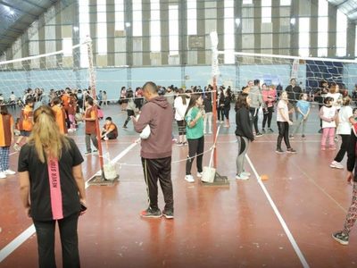 Cerca de 3.000 jóvenes participaron en los encuentros de mini deportes
