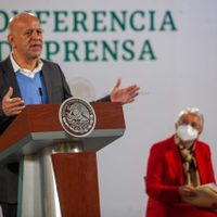 IMSS e INSABI explican cómo será el registro para vacunación de adultos mayores