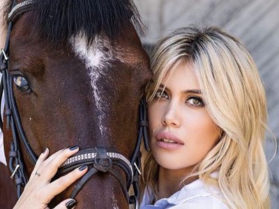 Desde la Patagonia, Wanda Nara regaló su mejor postal con un look muy particular