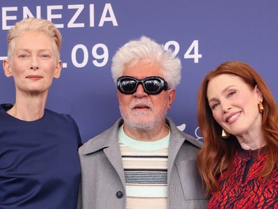 Almodóvar regresa a Venecia con Tilda Swinton y Julianne Moore