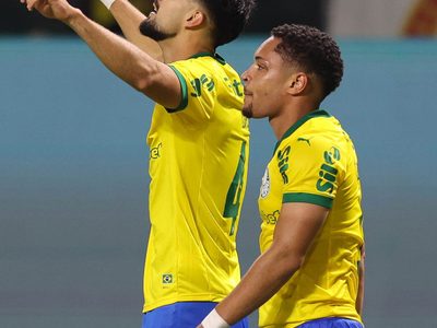 El Flaco López hizo un gol 24 horas después de debutar con Argentina