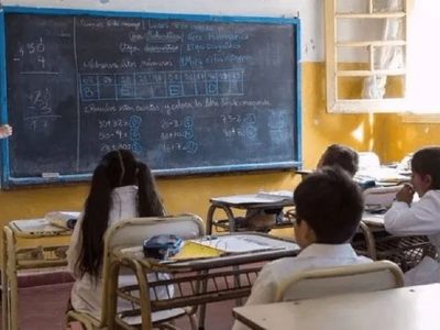 La provincia de Neuquén pagará con fondos propios el FONID que dejó de transferir la Nación