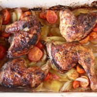 Pollo al horno al estilo turco: una mezcla de sabores que enamoran y el secreto para que salga perfecto