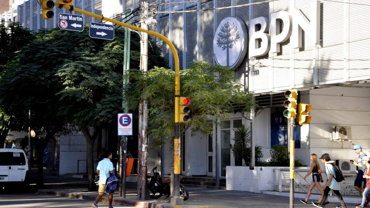 Bancos en Neuquén. Fuente: (Twitter)