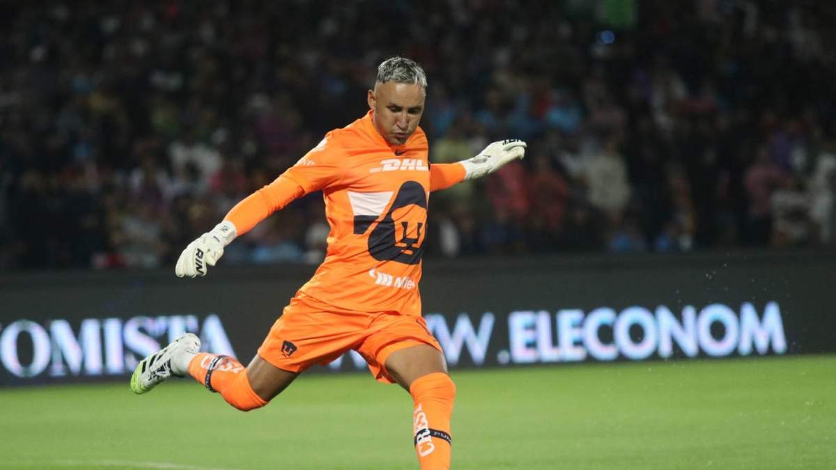Keylor Navas, portero de los Pumas, durante el partido contra el equipo del Necaxa