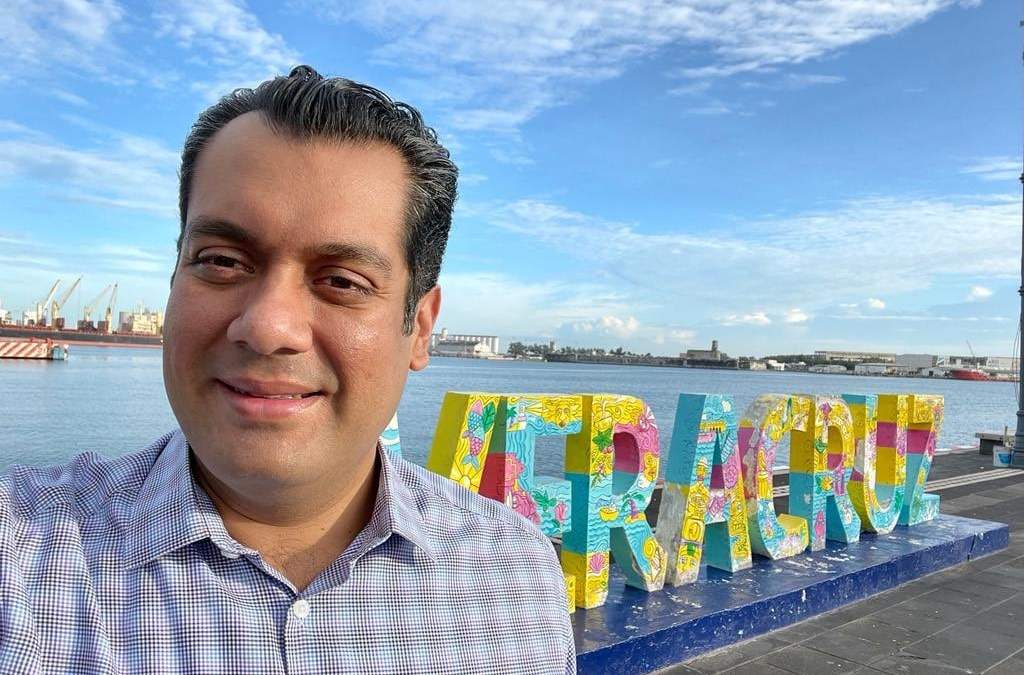 El presidente de la mesa directivo realizó varios actos en el puerto veracruzano