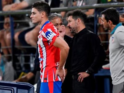 Julián Álvarez está furioso con el Cholo Simeone por la decisión que tomó en la Champions