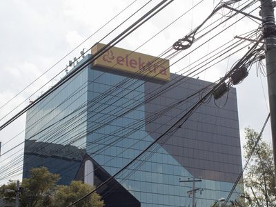 Elektra pierde amparo; deberá pagar 2 mil 636 millones de pesos al SAT