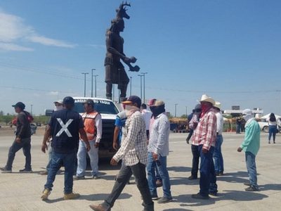 Exigen a Segob mesa de diálogo para frenar bloqueos al transporte de mercancías en Sonora