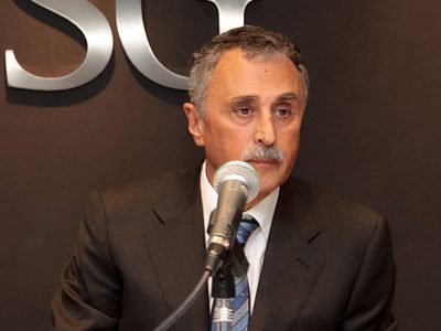 Investigan al ministro de salud por presunto intento de remover a autoridades del Garrahan