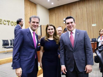 El PRI se opone a la disminución del presupuesto del INE