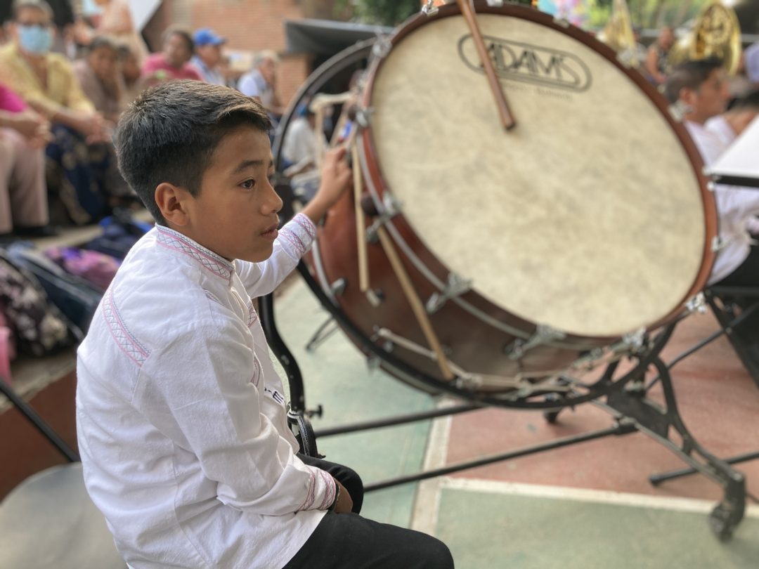 Banda Ayutla, en historica presentación con el ballet de Amalia Hernández