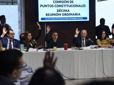 Morena y PRI aprueban extender a 10 años la presencia militar en las calles