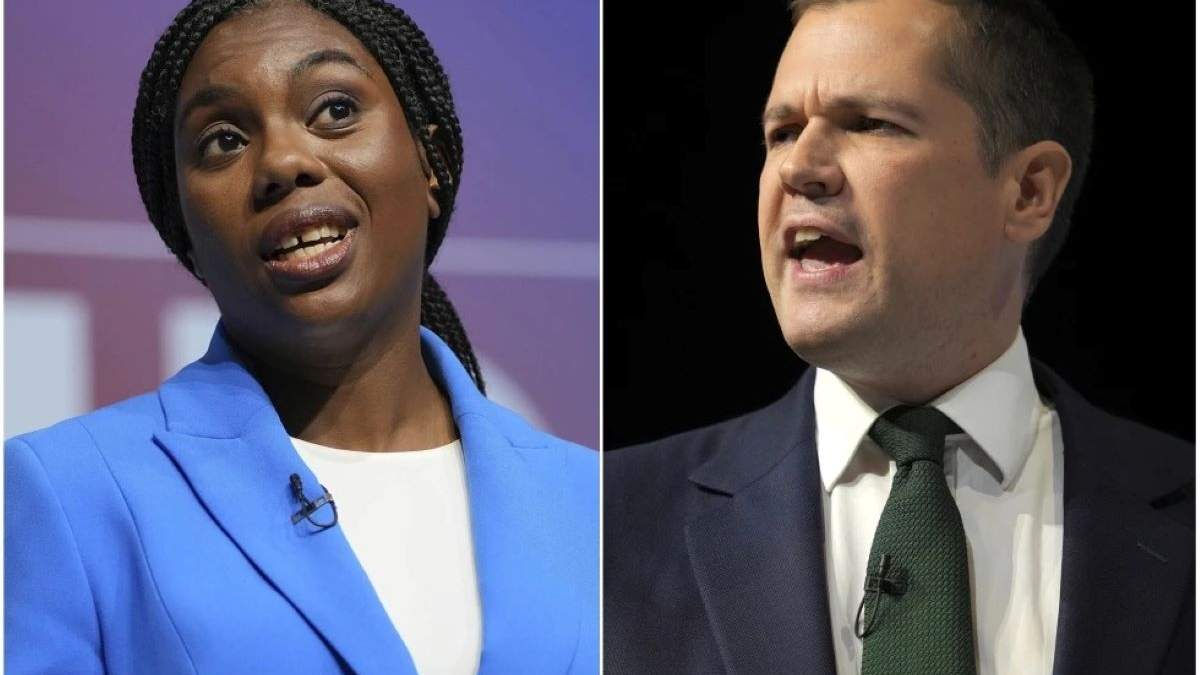 En esta combinación de imágenes se muestra a los dos candidatos a liderar el Partido Conservador británico, Kemi Badenoch y Robert Jenrickon, durante sus intervenciones en la Conferencia del Partido Conservador en Birmingham, Inglaterra, el 2 de octubre de 2024