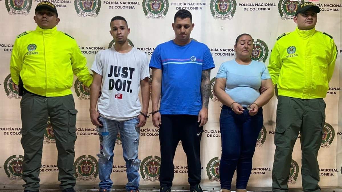 Tres de los presuntos miembros de la banda de traficantes de migrantes