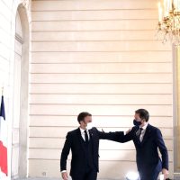 Francia alista campaña de vacunación contra el covid-19 entre abril y junio