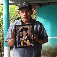 El padre de la migrante asesinada María Senaida culpa a la policía mexicana; 'ellos la mataron”