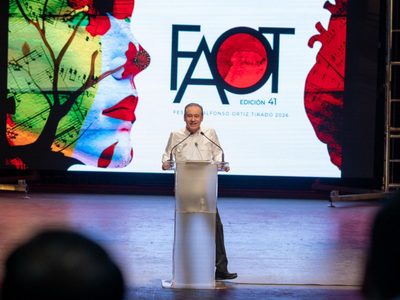 Gobernador Durazo enaltece cultura sonorense con programa artístico en la edición 41 del FAOT