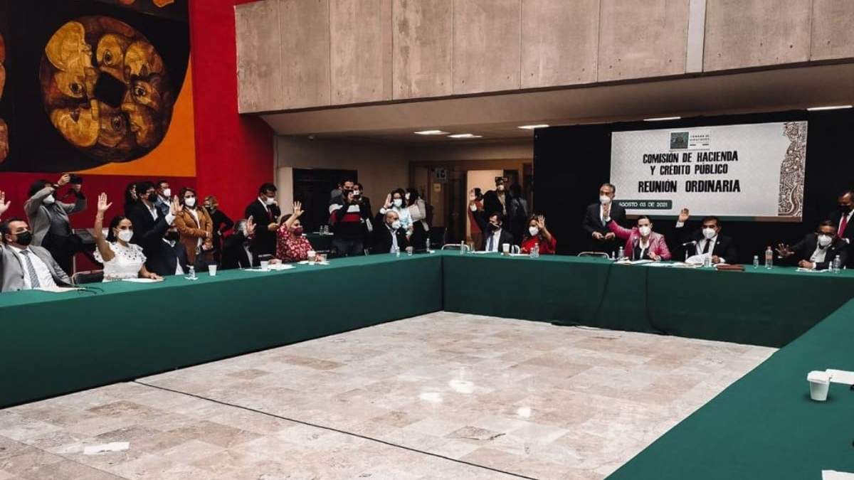Reunión de la Comisión de Hacienda