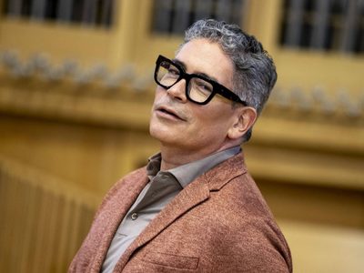 Boris Izaguirre develó la identidad del intruso que apareció en su transmisión con "Zapeando"