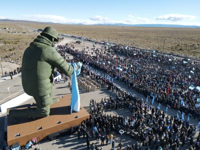 Quedó inaugurado en Zapala el monumento al Soldado de Malvinas