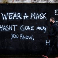 Londres ordena cerrar sus escuelas por rebrote de coronavirus: "La enfermedad está fuera de control"