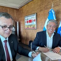 Con un aporte millonario, YPF se sumó al programa de becas provincial
