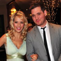 Michael Bublé nuevamente en el ojo de la tormenta por hacerle esto a Luisana Lopilato. ¿No aprende m
