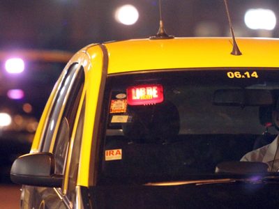 Tarifazos: Rodríguez Larreta autorizó aumentos en taxis, VTV, parquímetros y acarreos