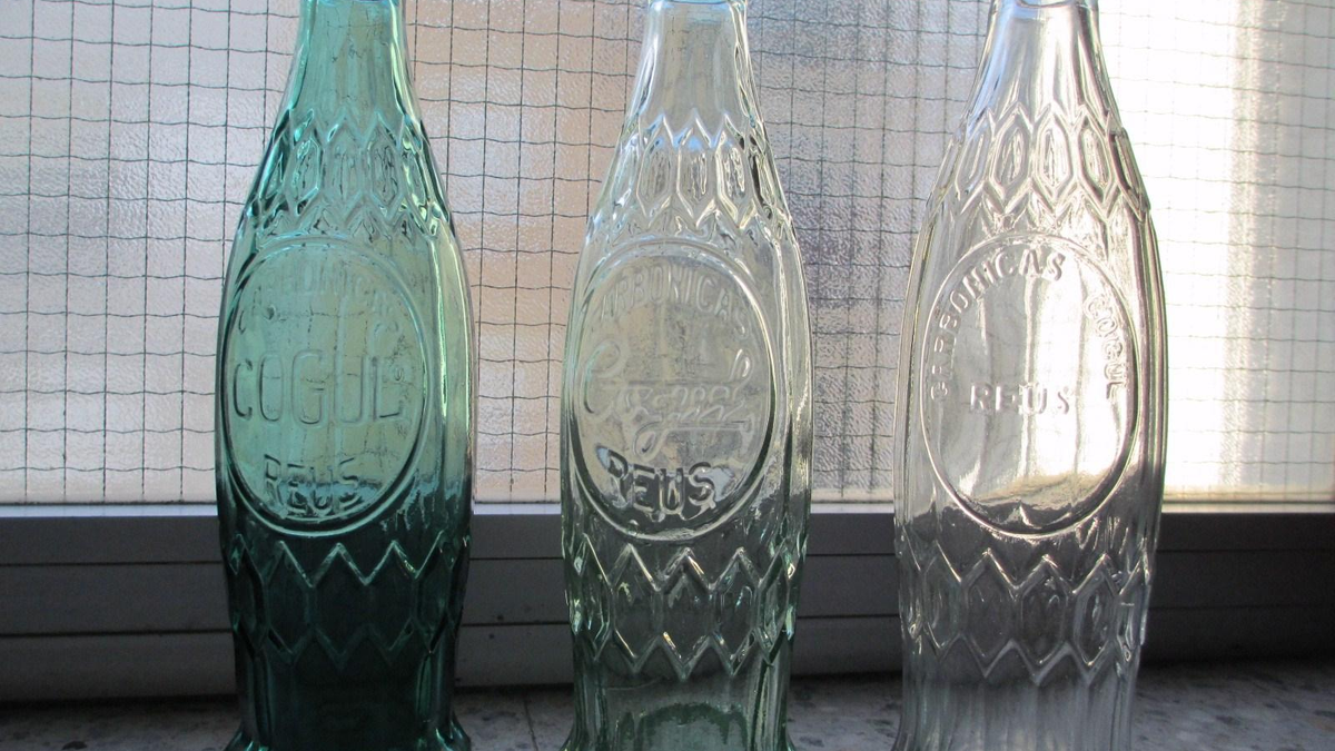 Botellas. Fuente: (Instagram)