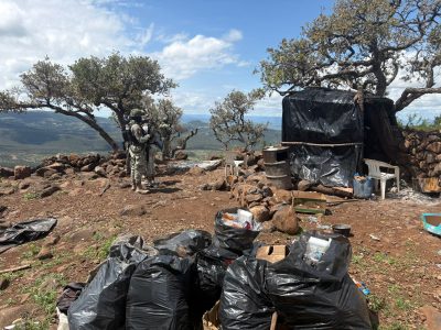 Desmantelan "narcocampamento" para reclutamiento forzado en Huejuquilla, Jalisco