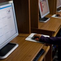 Ciberdelincuentes roban identidad de menores para hacer estafas; así se puede evitar