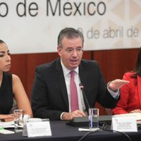 Banxico pide a AMLO 'definir el rumbo” para revertir la incertidumbre en los mercados