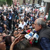 Nombran a Pablo Gómez presidente de la Mesa de Decanos de la Cámara de Diputados
